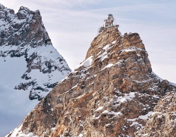 jungfrau-lauterbrunnen-switzerland