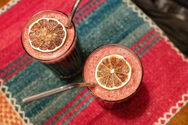 chica-morada-putney-student-travel-asenbrennerova (1)