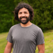 Headshot of Andres L.