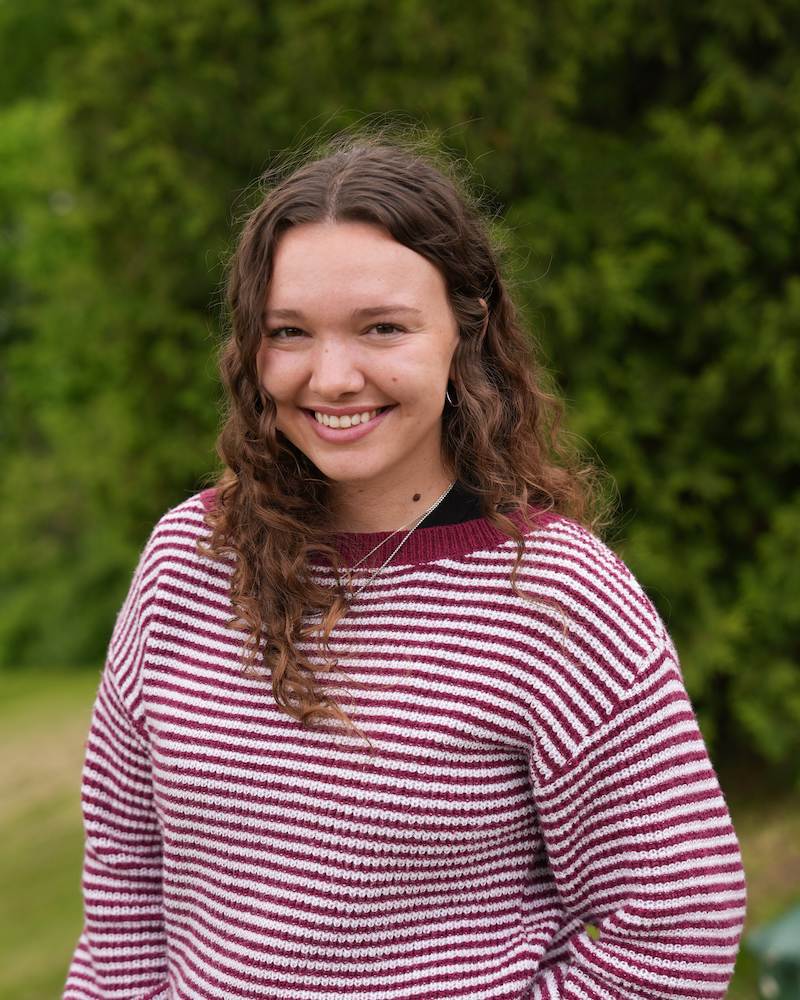 Headshot of Samantha E.