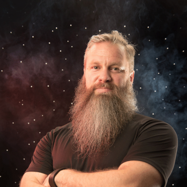 2026 Graham Lau Expert Headshot