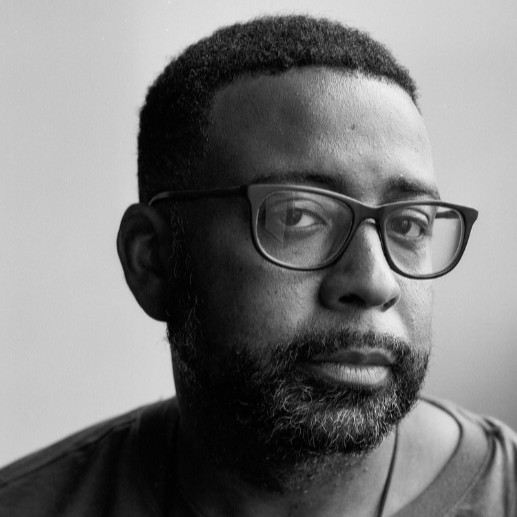 jon-henry-headshot-no-usage-without-prior-written-consent